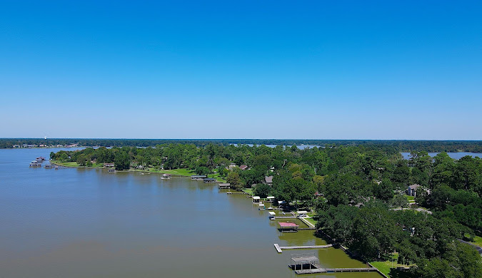 Birds eye view of Huffman, TX on Lake Houston